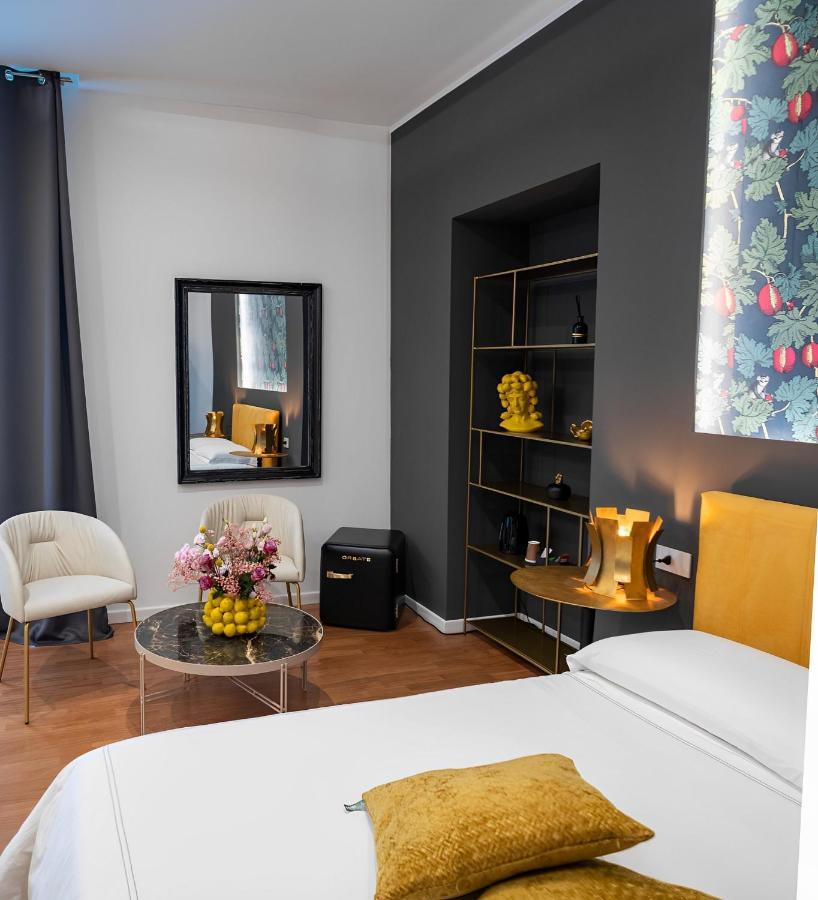Mareluna Rooms Naples Exterior photo